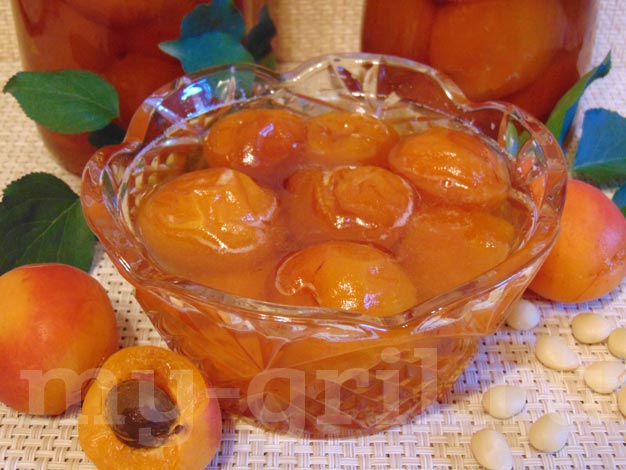 абрикосовое варенье с ядрышками